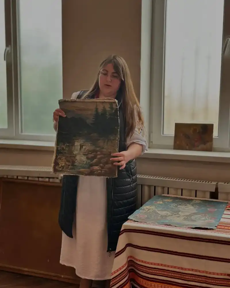 У Калуші розповіли, як відновлюють мистецтво: у музеї провели лекцію та майстер-клас з реставрації У Калуші розповіли, як відновлюють мистецтво: у музеї провели лекцію та майстер-клас з реставрації
